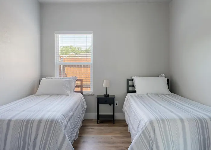 Stockyards Downtown Worth Dickies Arena Tcu Sleeps 16 Fort Worth